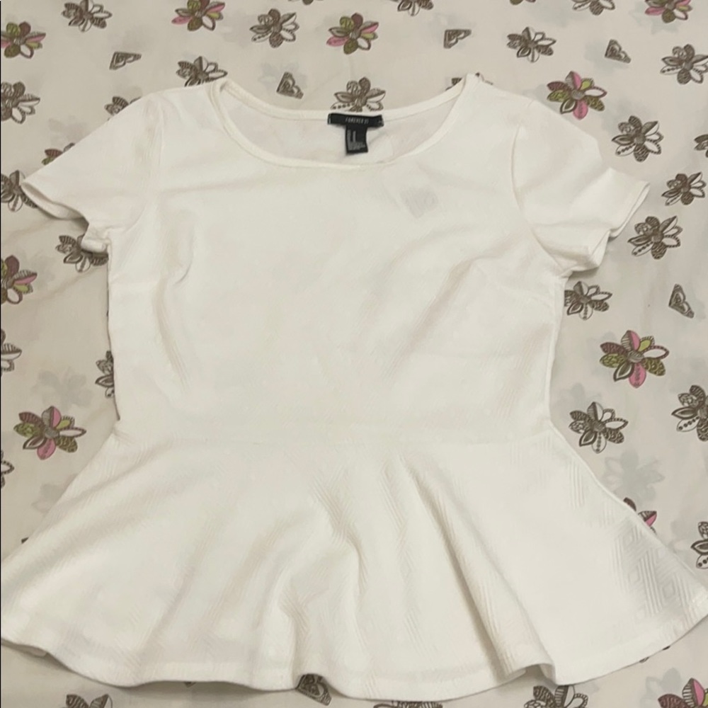NWT F21 White Peplum Top